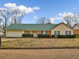 116 Scotland Rd, Clinton, MS 39056