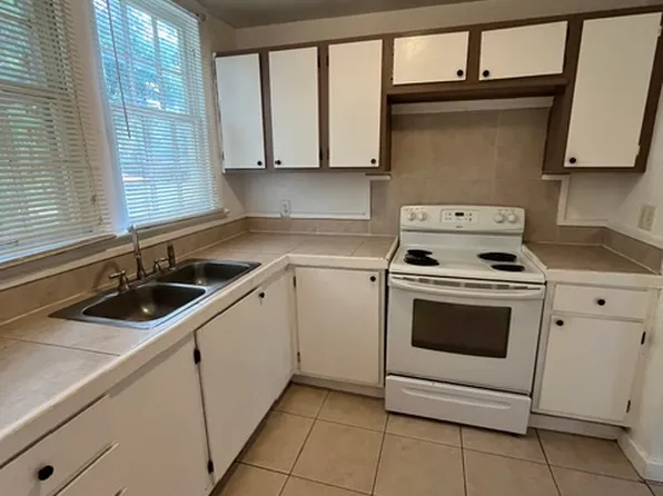 1107 Webster St Unit B, Leesburg, FL 34748