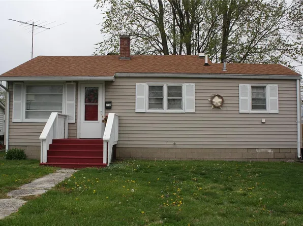 213 W County Rd, Jerseyville, IL 62052