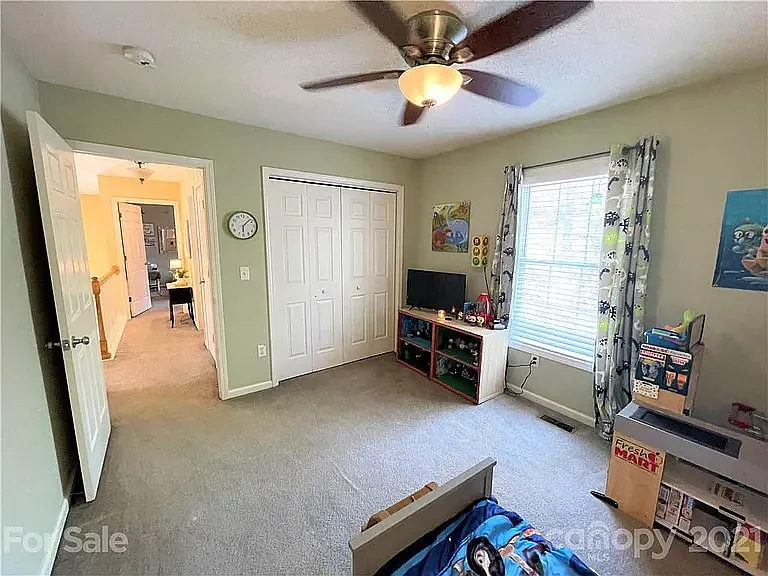 17 Grove Garden Ave — Photo 18