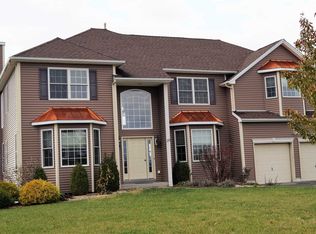 36 Thames Rd, Poughkeepsie, NY 12603