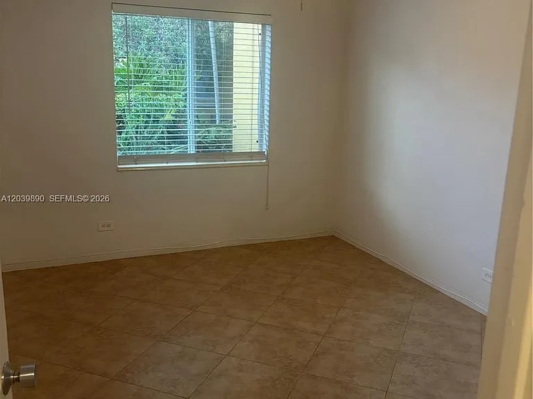 719 NE 16th Ave #719B — Photo 19