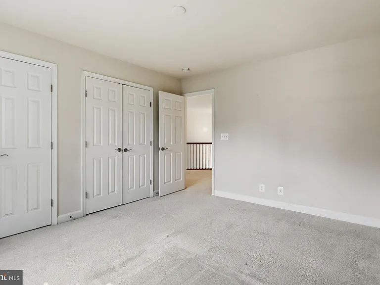5502 16th St N — Photo 37