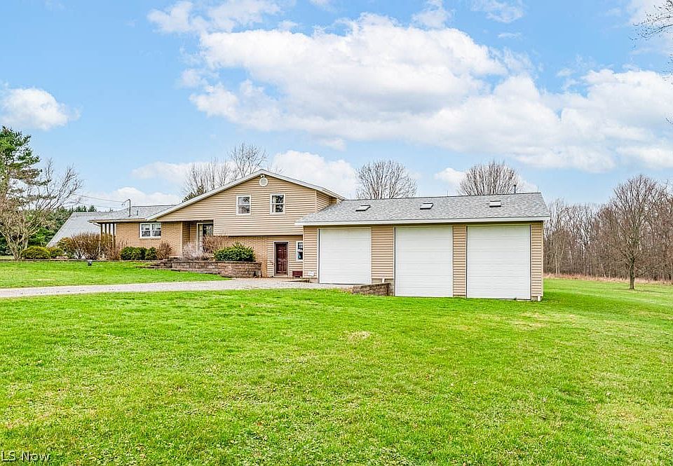 1st image of 7530 W Garfield Rd