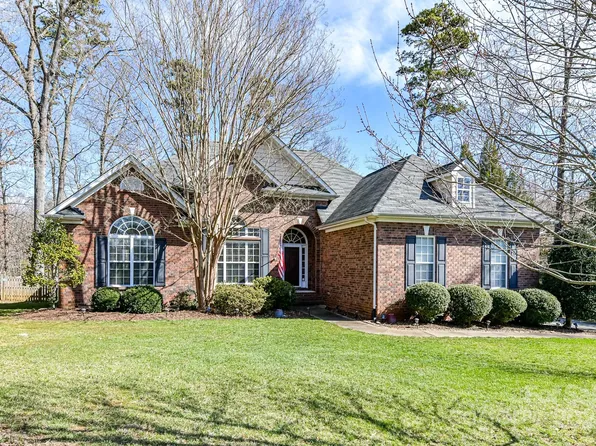 2806 Fox Den Dr, Monroe, NC 28110