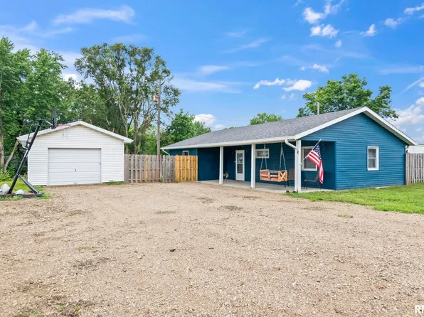 107 W Elm St, Buffalo, IL 62515