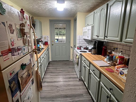 2nd image of 1100 Balkan Rd