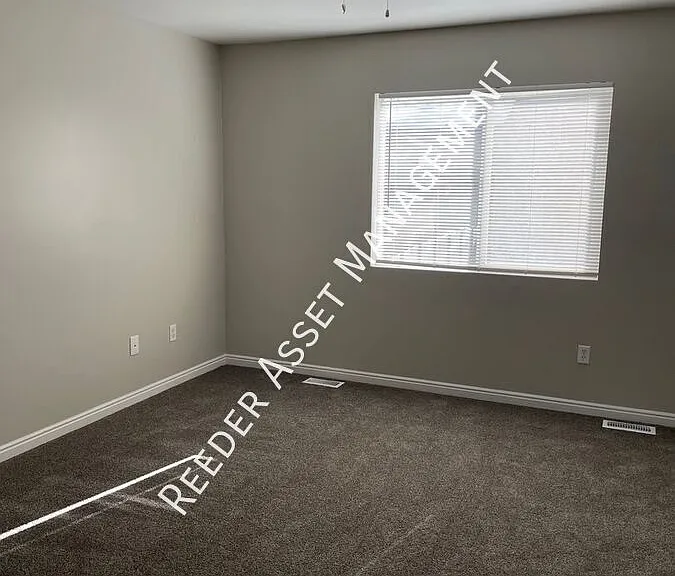 3327 W 4350 S — Photo 12