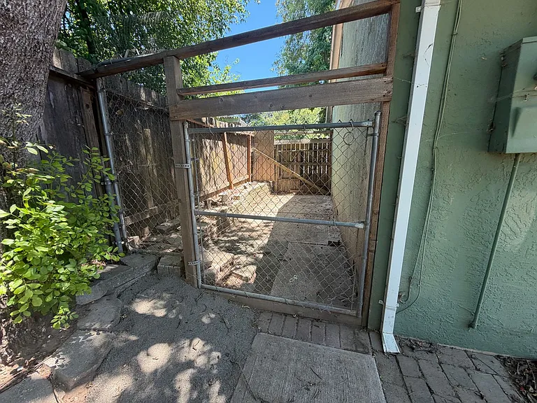 5633 Beech Ave — Photo 4