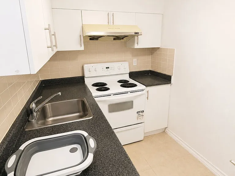 56 Silversted Dr #BASEMENT — Photo 14
