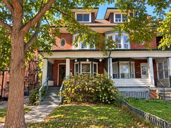 124 Close Ave, Toronto, ON M6K 2V5