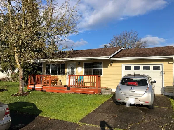 2735 S 9th St, Lebanon, OR 97355