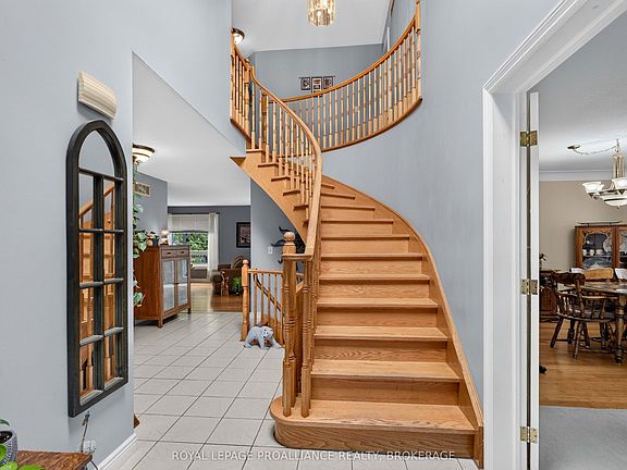 2nd image of 605 Fernmoor Dr