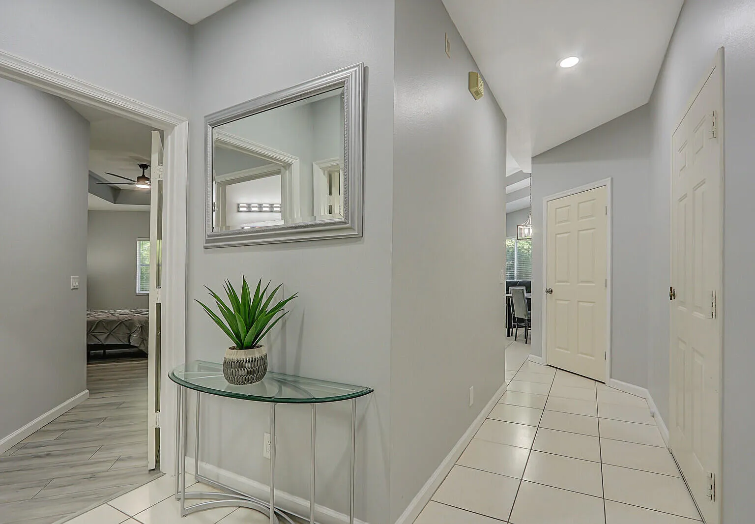 1 bed, 1.5 bath, 900 sqft, $1,850 — Photo 4