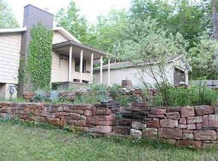 503 Vivian St, Houghton, MI 49931