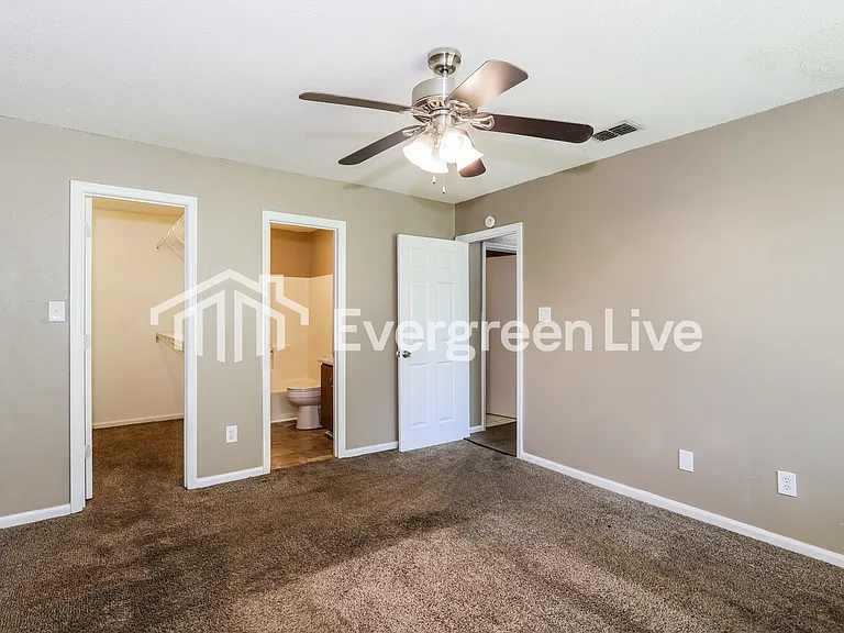 3652 Pebble Creek Dr — Photo 10