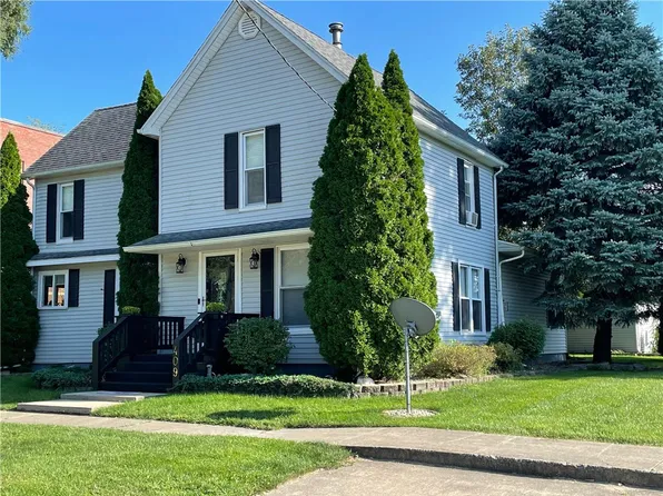 409 E Honeywell Ave, Hoopeston, IL 60942