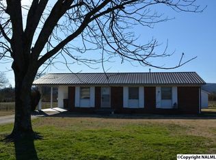 438 Brockway Rd, Owens Cross Roads, AL 35763