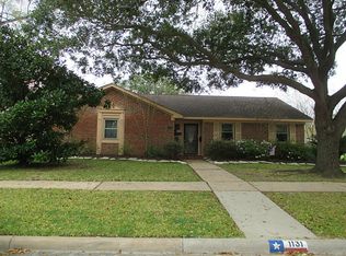 1131 Montour Dr, Houston, TX 77062