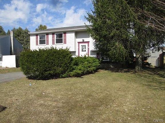 2nd image of 8216 Sarona Ln