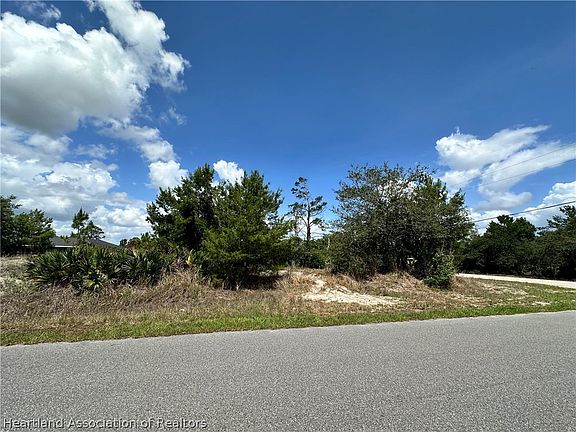 4th image of 401 Abarth Ave