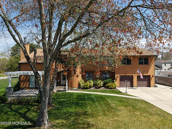 4th image of 207 Mckinley Court
