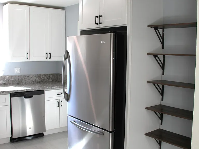 5399 Whittier Dr — Photo 29