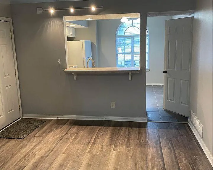 5827 River Walk Cir — Photo 5
