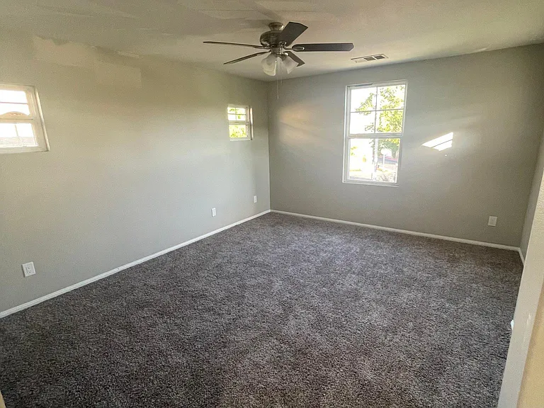 1251 Castledale St — Photo 13