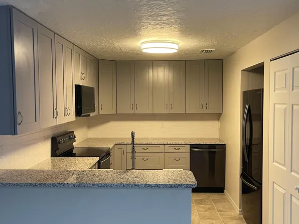 13 Fountain Of Youth Blvd APT B, Saint Augustine, FL 32080