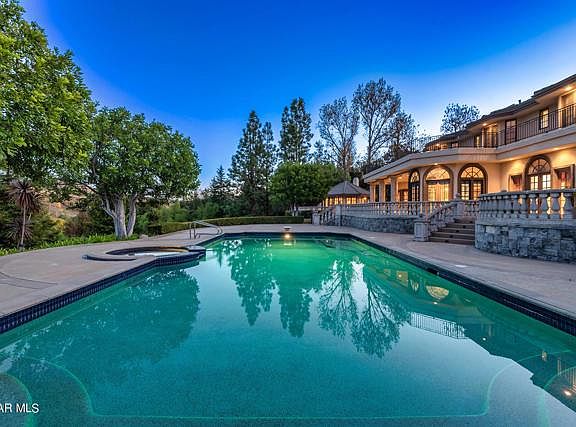 5th image of 1168 Candlecrest Dr