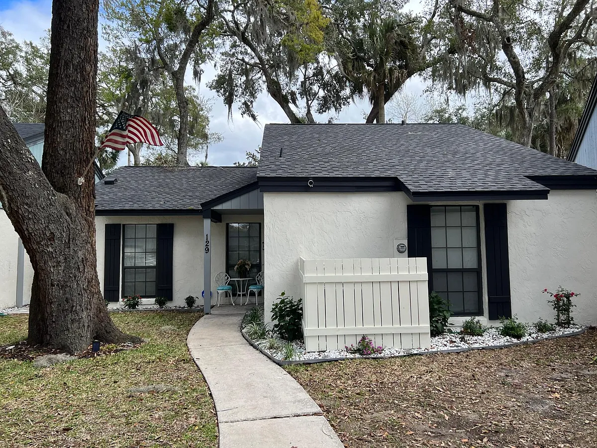 Building Photo - 129 Bermuda Ct