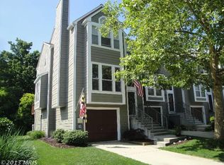 7701 Heatherside Ln, Ellicott City, MD 21043