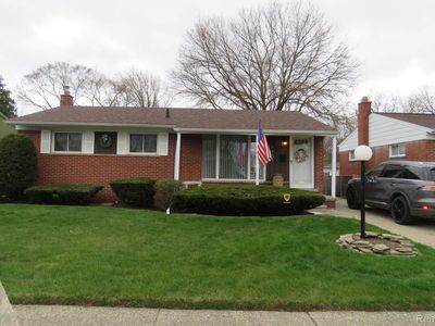 7431 Hartel St, Westland, MI, 48185