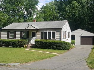 31 Rio Vista St, Springfield, MA 01104