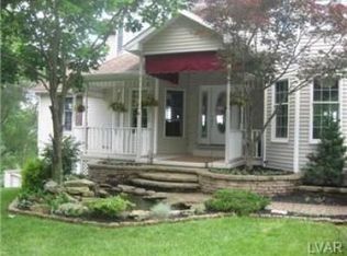 21 Chestnut Ridge Cir, Easton, PA 18042