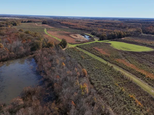 8215 County Road 282, Itta Bena, MS 38941