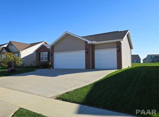166 Tuscany Ct, Morton, IL 61550