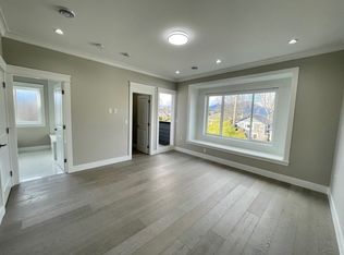 4115 Oxford St, Burnaby, BC V5C1C8