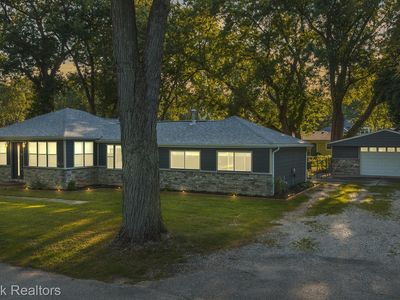 4528 Bethune Ct, West Bloomfield, MI, 48323
