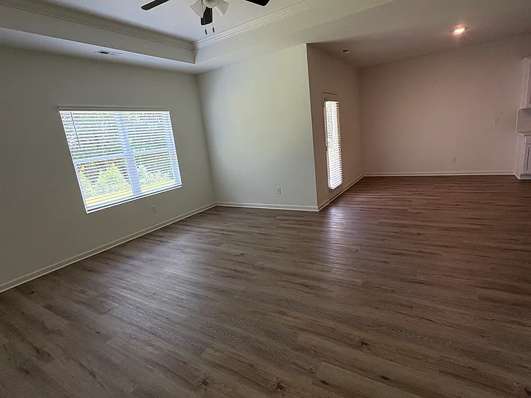 9894 Chelsea Park Trl — Photo 3