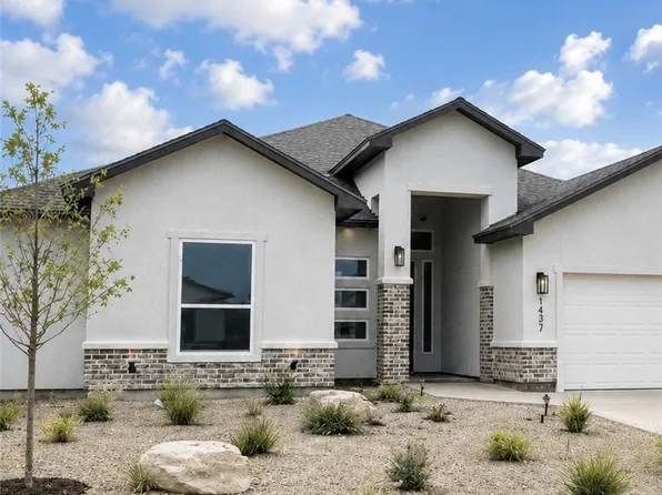 1437 Lois Chesney St, Corpus Christi, TX 78415