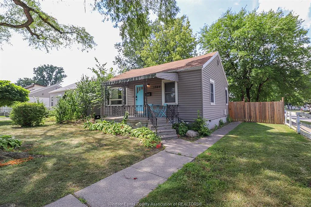 2 bed, $2,000 — Photo 1