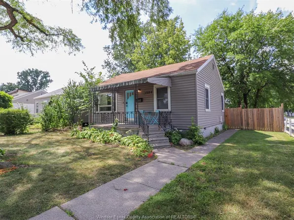 3504 Barrymore Ln, Windsor, ON N9C 1V3