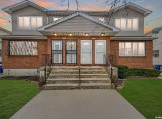 6227 Burchell Rd, Arverne, NY 11692