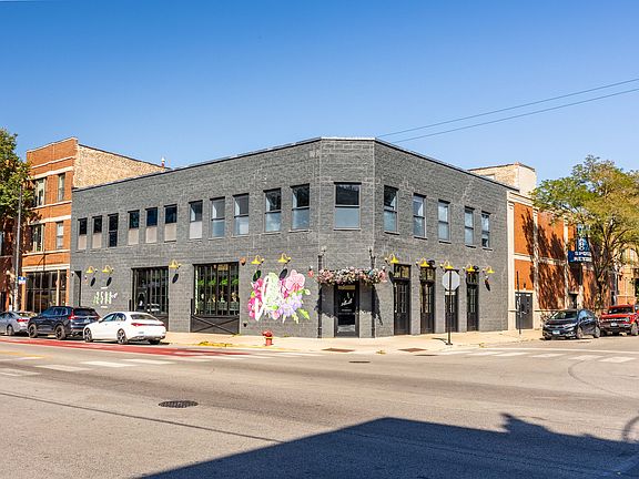 2nd image of 2500 W Chicago Ave #2E