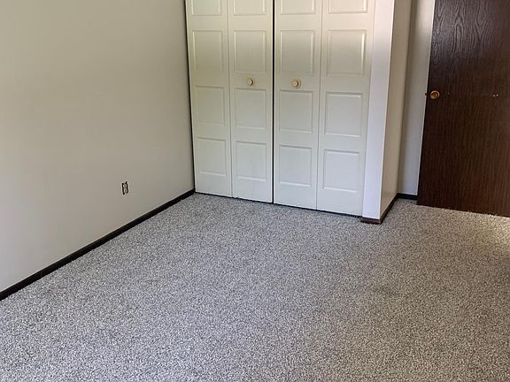 4th image of 1601 N Innsbruck Dr NE #253