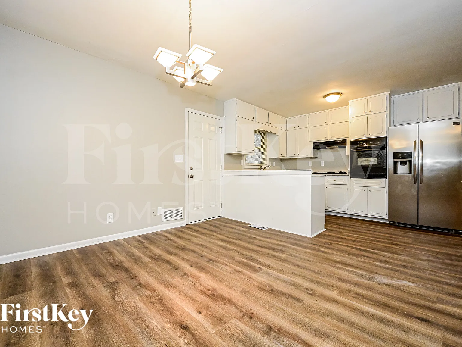 4 bed, 2.0 bath, 1550 sqft, $1,990 — Photo 4