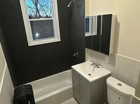 1442 Springfield Ave APT 2L