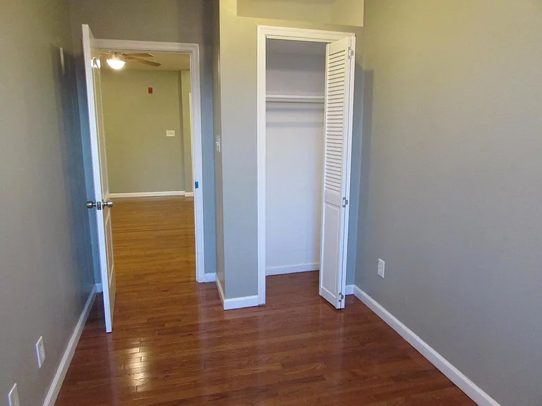 1215 N 4th St #3F — Photo 11